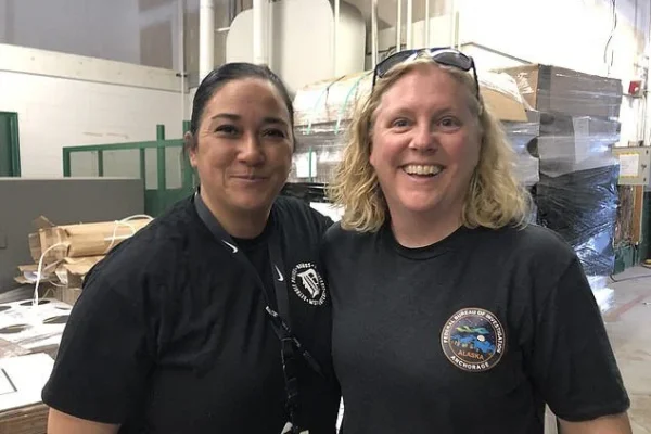 99795597-14851485-Shannon_Jones_a_detective_with_the_Detroit_Police_Department_and-a-3_1751386801893